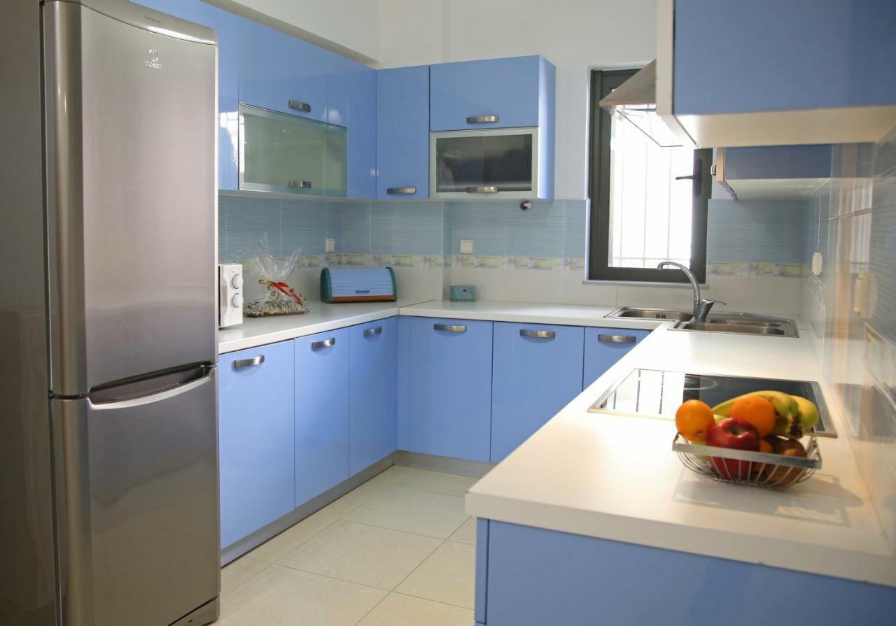 Athina Apartment Sitia  Exteriör bild